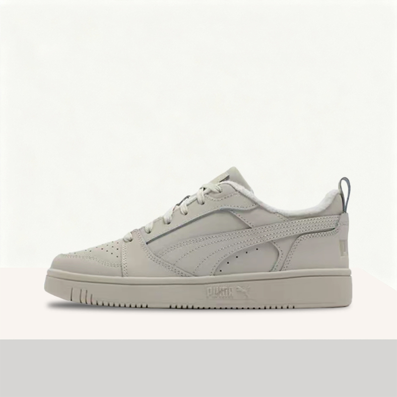 Men Shoes Puma - Puma Rebound V6: Minimalistische, retro, veelzijdige,